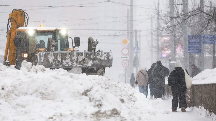 НОВЫЙ ЦИКЛОН накроет Москву уже завтра  синоптики. Столица еще не отошла от снежного удара Фрэнсиса,