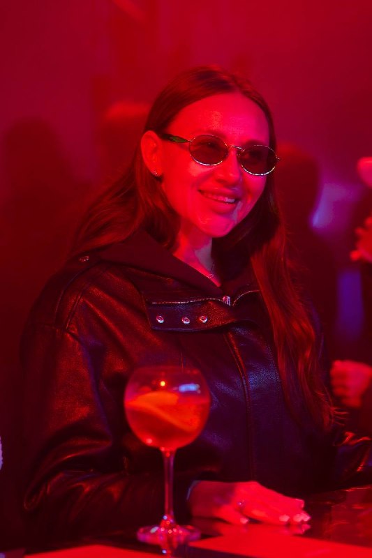 Alfa Only на высоте  в прямом смысле. Открыли VIP-зону с лучшим видом на New Star Camp 

Двухэтажное